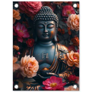 Boeddhabeeld omgeven door bloemen