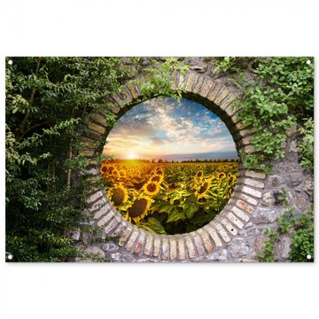 Ronde poort naar zonnebloemveld